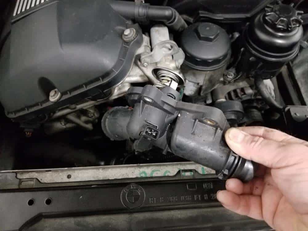 See U2299 repair manual